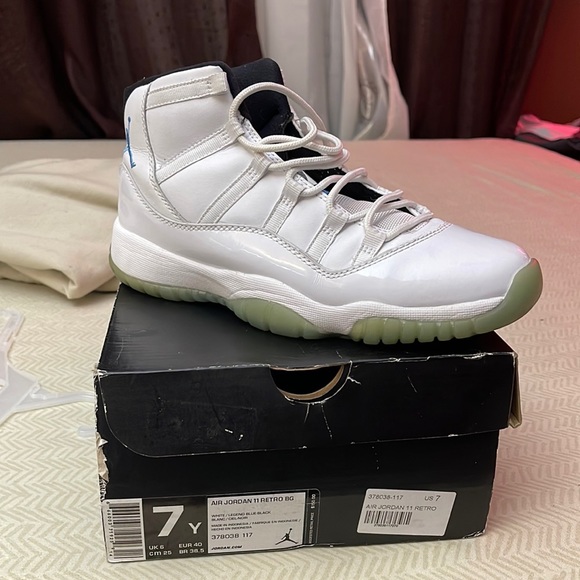 jordan 11 legend blue used